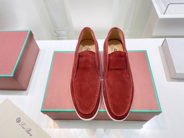 Loro Piana 帆船鞋 Open Walk深口鞋，高帮 意大利顶级羊绒品牌，不懈追求优质，珍稀原材料，对于优质品质的矢志不渝追求已令它成为行业的标杆，羊绒